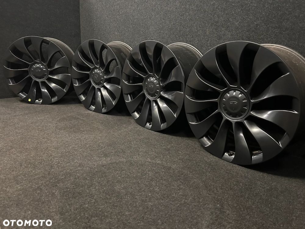Alufelgi Tesla Model Y UBERTURBINE 21 cali 5x114,3 4szt. Dwie szerokości z czujnikami ! - 1