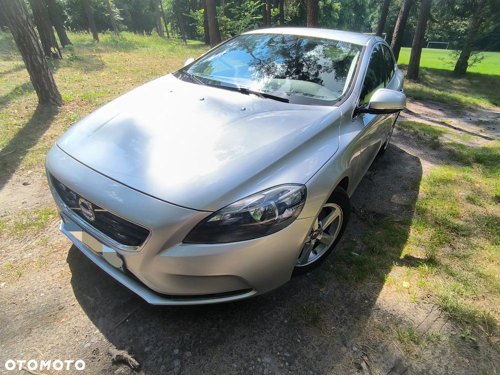 Volvo V40 D4 Drive-E Momentum - 16