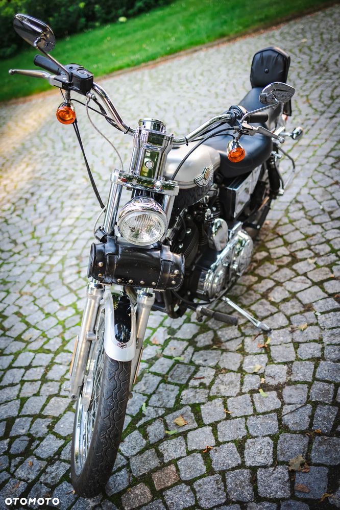 Harley-Davidson Sportster Custom 1200C - 2