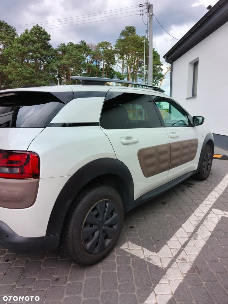 Citroën C4 Cactus - 17