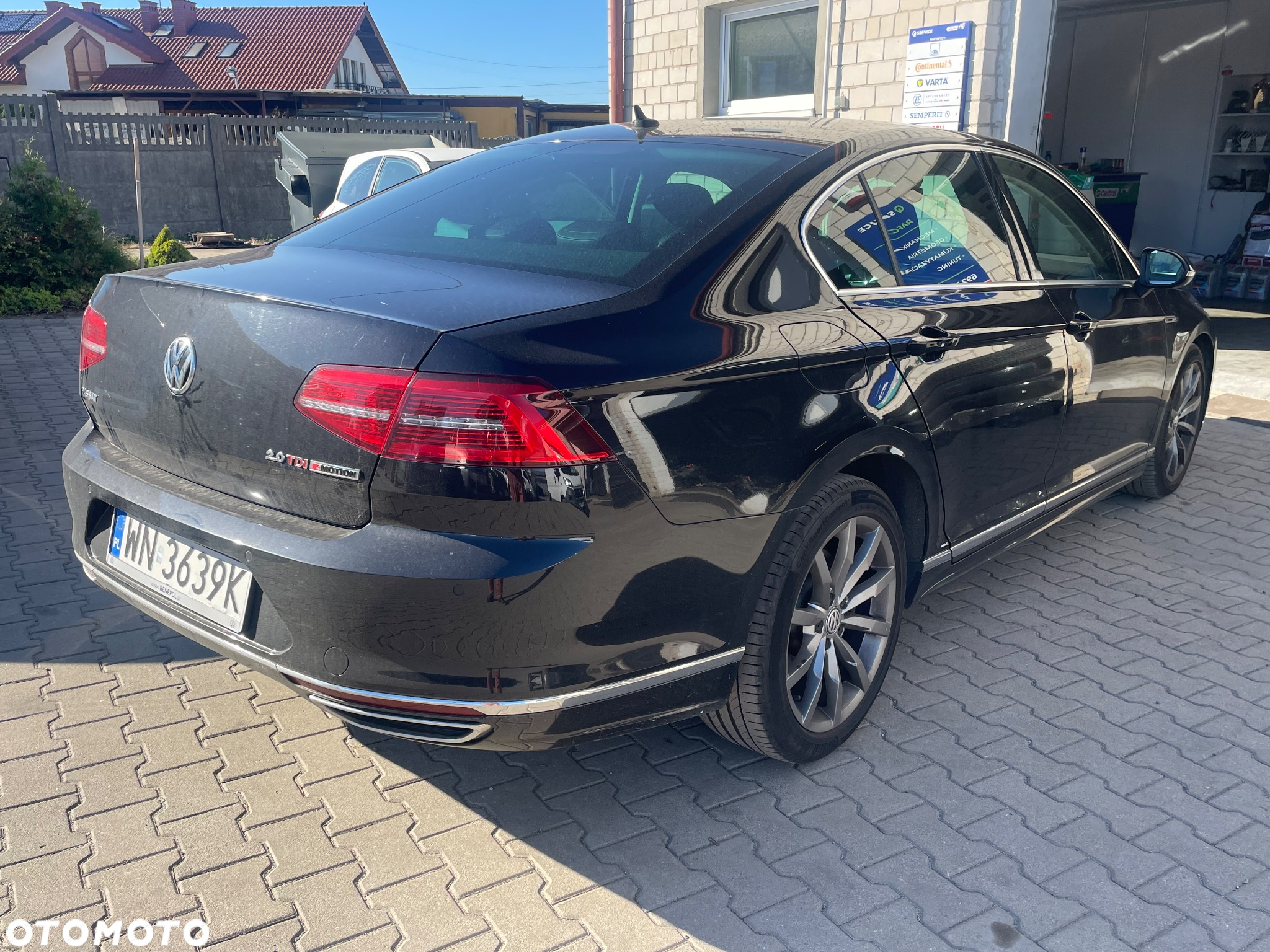 Volkswagen Passat 2.0 TDI Bi-Turbo BMT 4Mot Highline DSG - 3