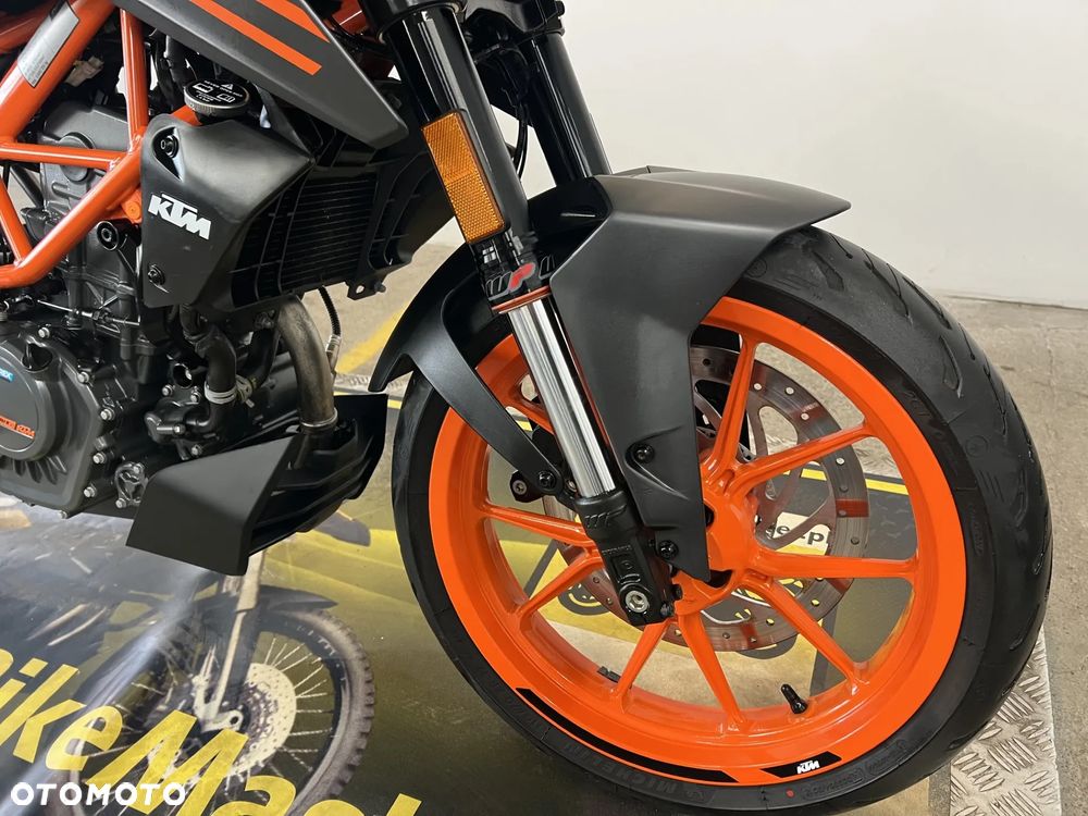 KTM Duke - 11