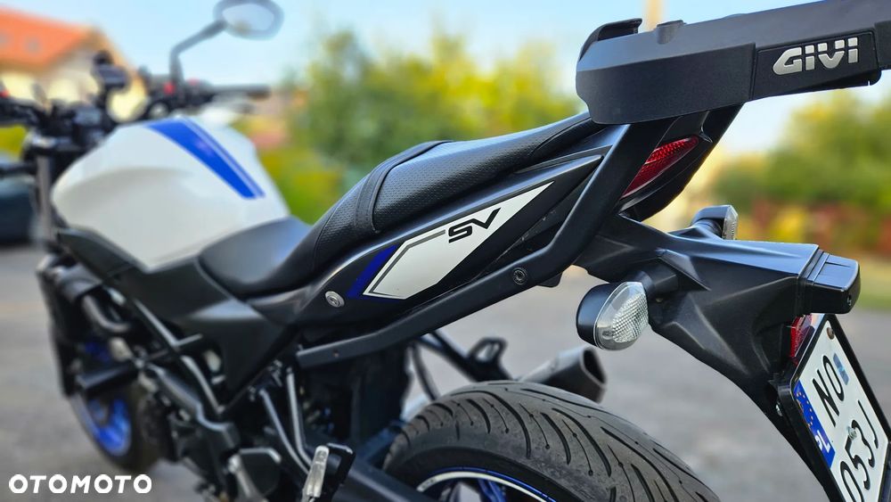 Suzuki SV - 10