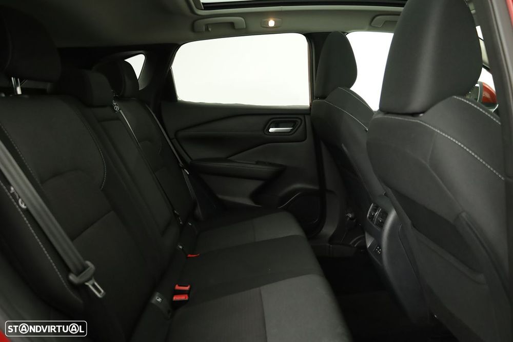 Nissan Qashqai 1.3 DIG-T N-Connecta LED Xtronic - 22