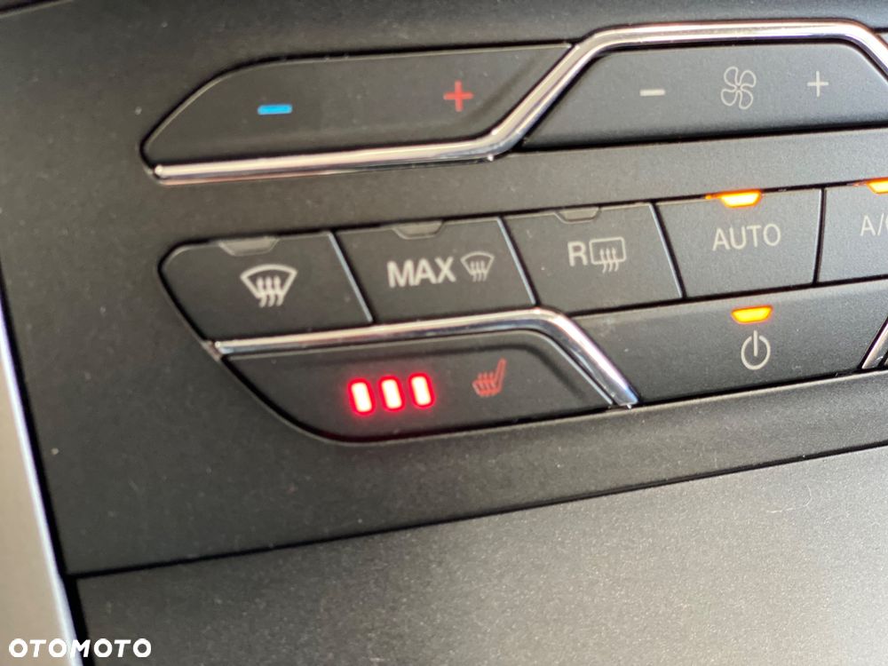 Ford S-Max 2.0 EcoBlue Titanium - 30