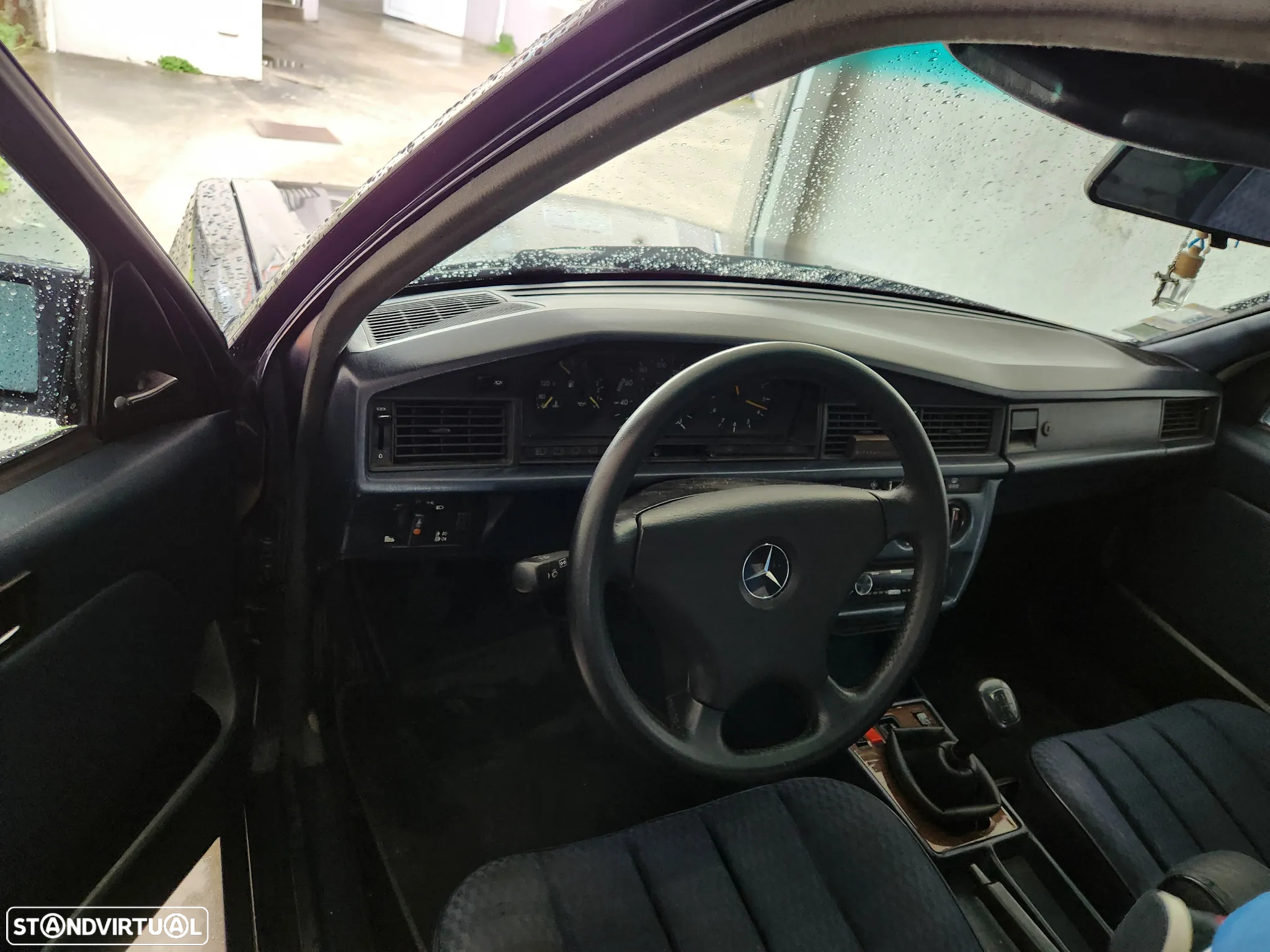 Mercedes-Benz 190 D 2.0 - 4