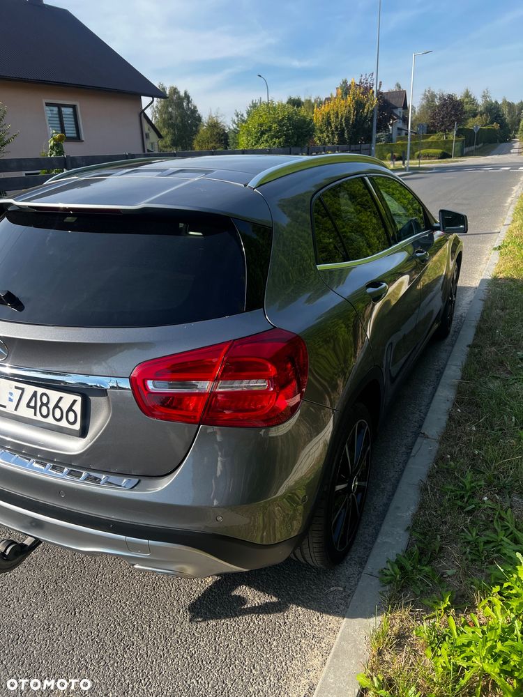Mercedes-Benz GLA 220 CDI 4Matic 7G-DCT AMG Line - 4
