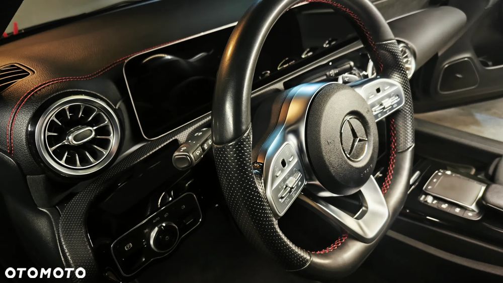 Mercedes-Benz CLA 250 4-Matic AMG Line 7G-DCT - 9