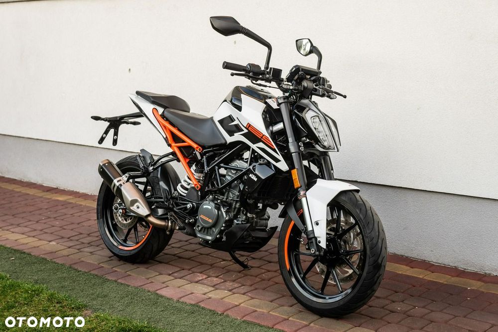 KTM Duke