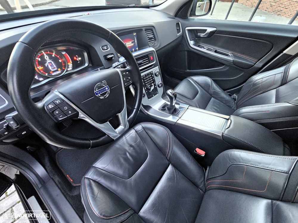 Volvo V60 D3 Ocean Race - 24