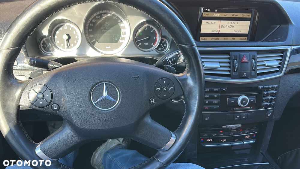 Mercedes-Benz Klasa E 300 BlueTEC 7G-TRONIC Avantgarde - 12