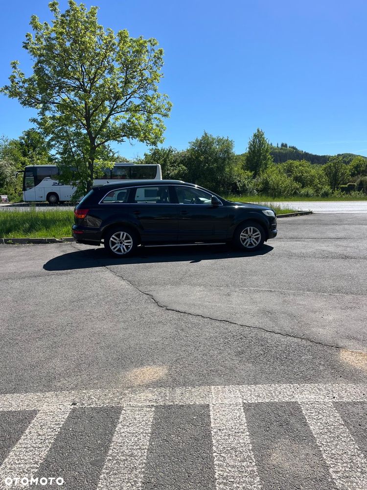 Audi Q7 - 9