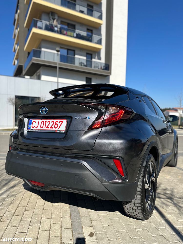 Toyota C-HR - 7