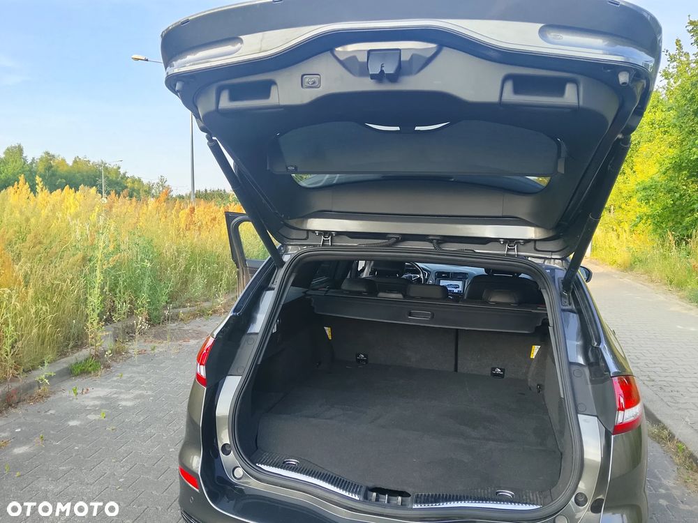 Ford Mondeo - 29