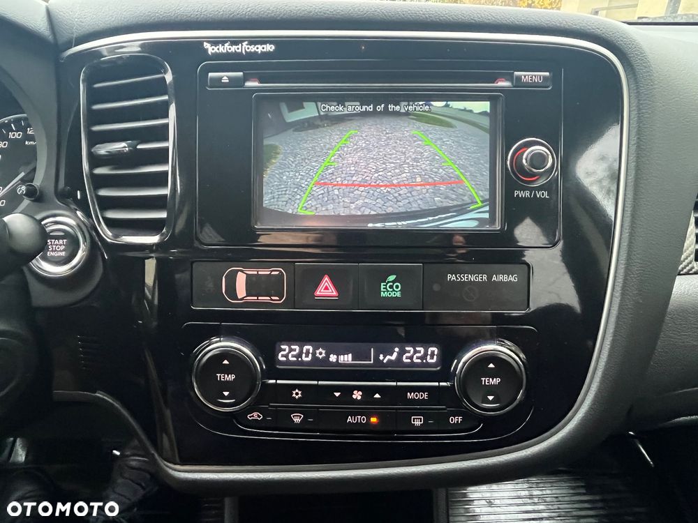 Mitsubishi Outlander 2.0 Intense + - 33