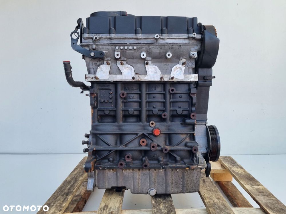 SILNIK BEZ OSPRZĘTU VW Touran 2.0 TDI 140KM BKD - 5