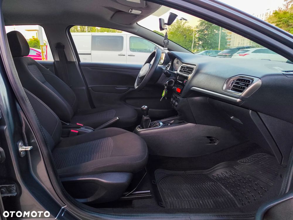 Peugeot 301 1.6 VTi Allure EU6 - 12