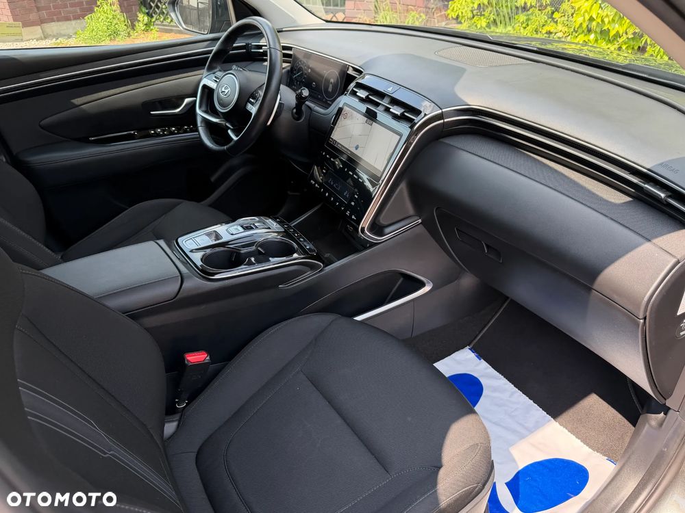 Hyundai Tucson 1.6 T-GDi HEV Executive 4WD - 11