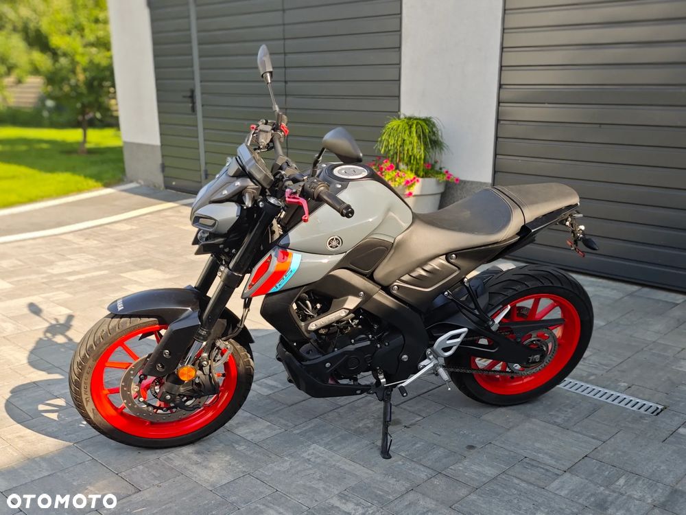 Yamaha MT - 5