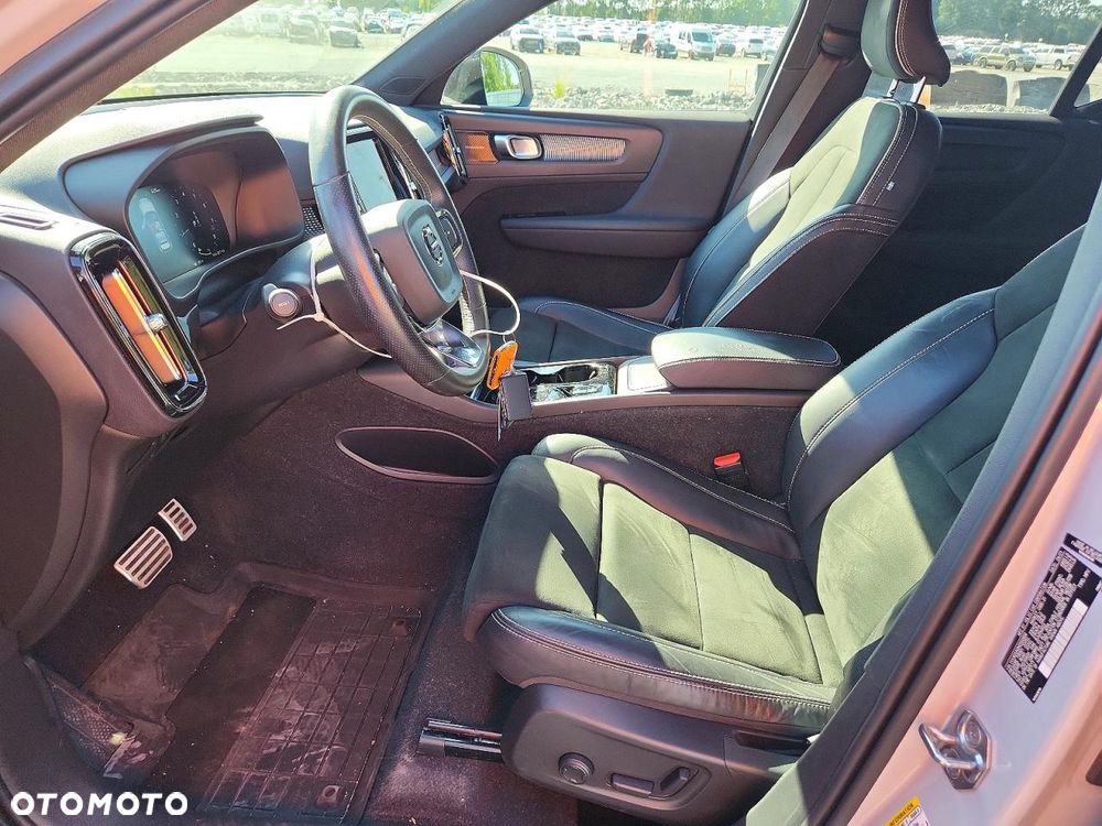 Volvo XC 40 - 8