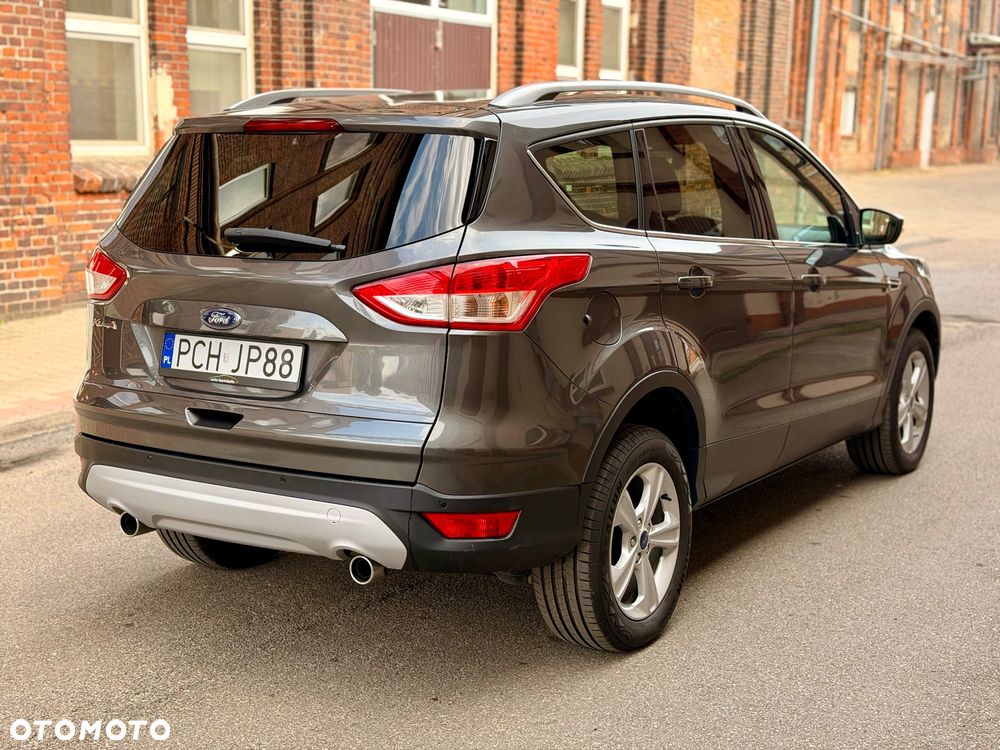 Ford Kuga 2.0 TDCi 4x4 Titanium - 9