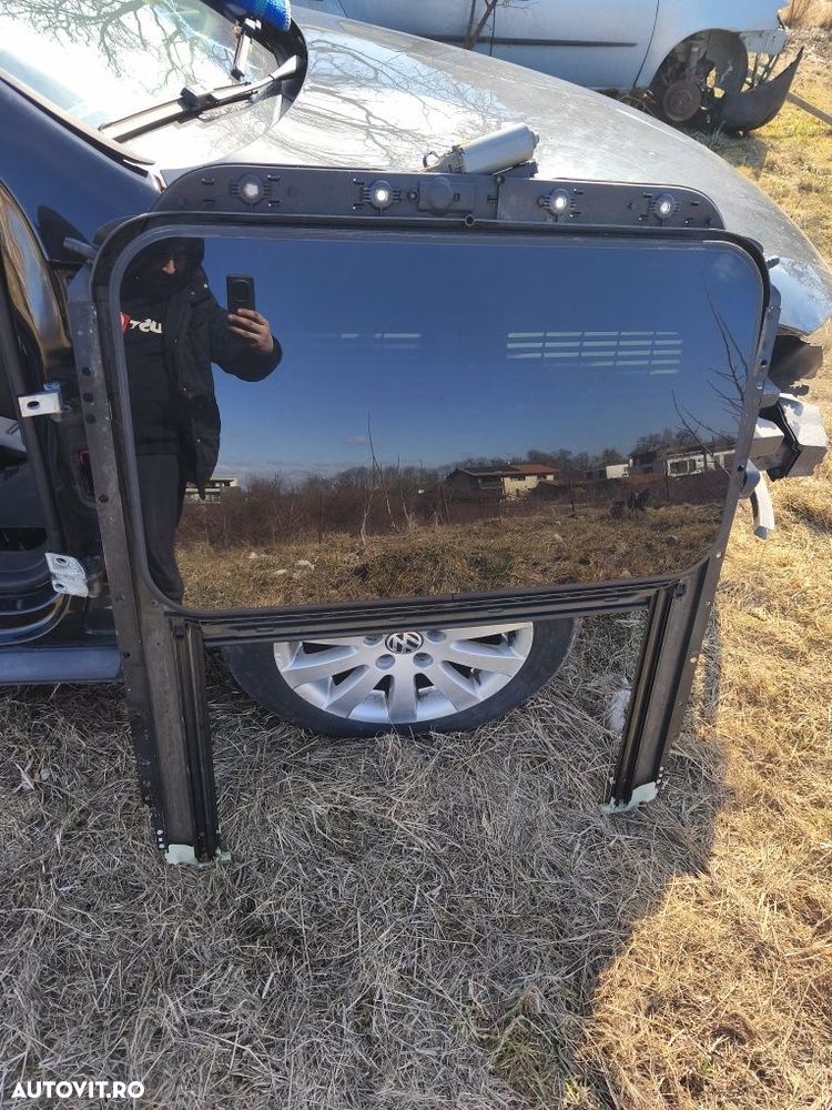 Plafonieră cu buton trapă Volkswagen Passat B6 - 4