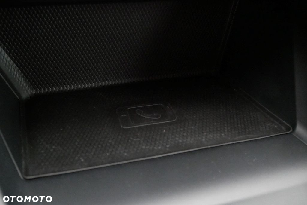 Volkswagen Golf - 19