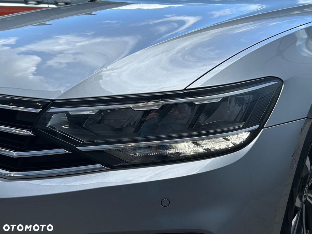 Volkswagen Passat 1.5 TSI EVO Elegance DSG - 37