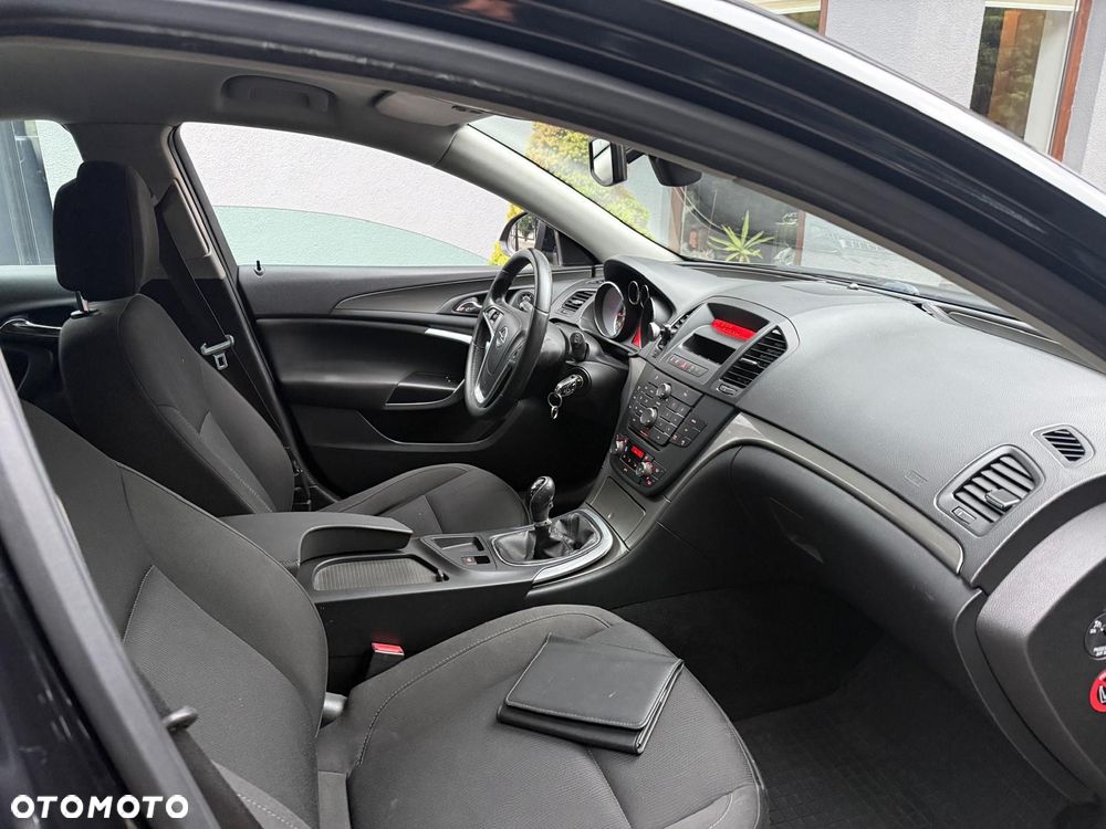Opel Insignia 1.8 - 3