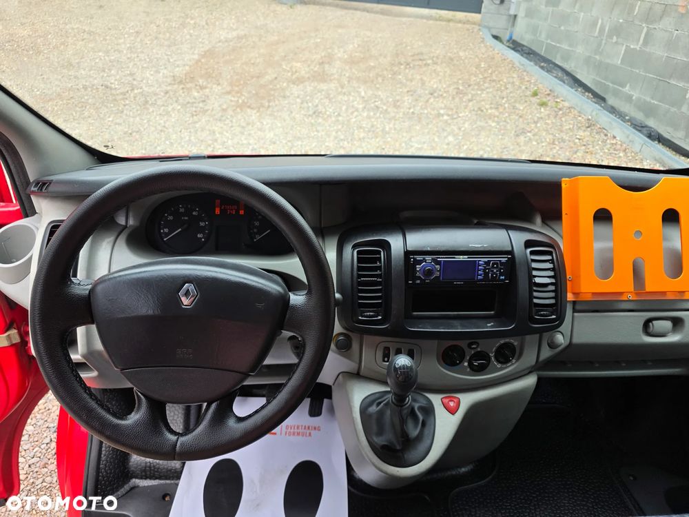Renault Trafic - 14