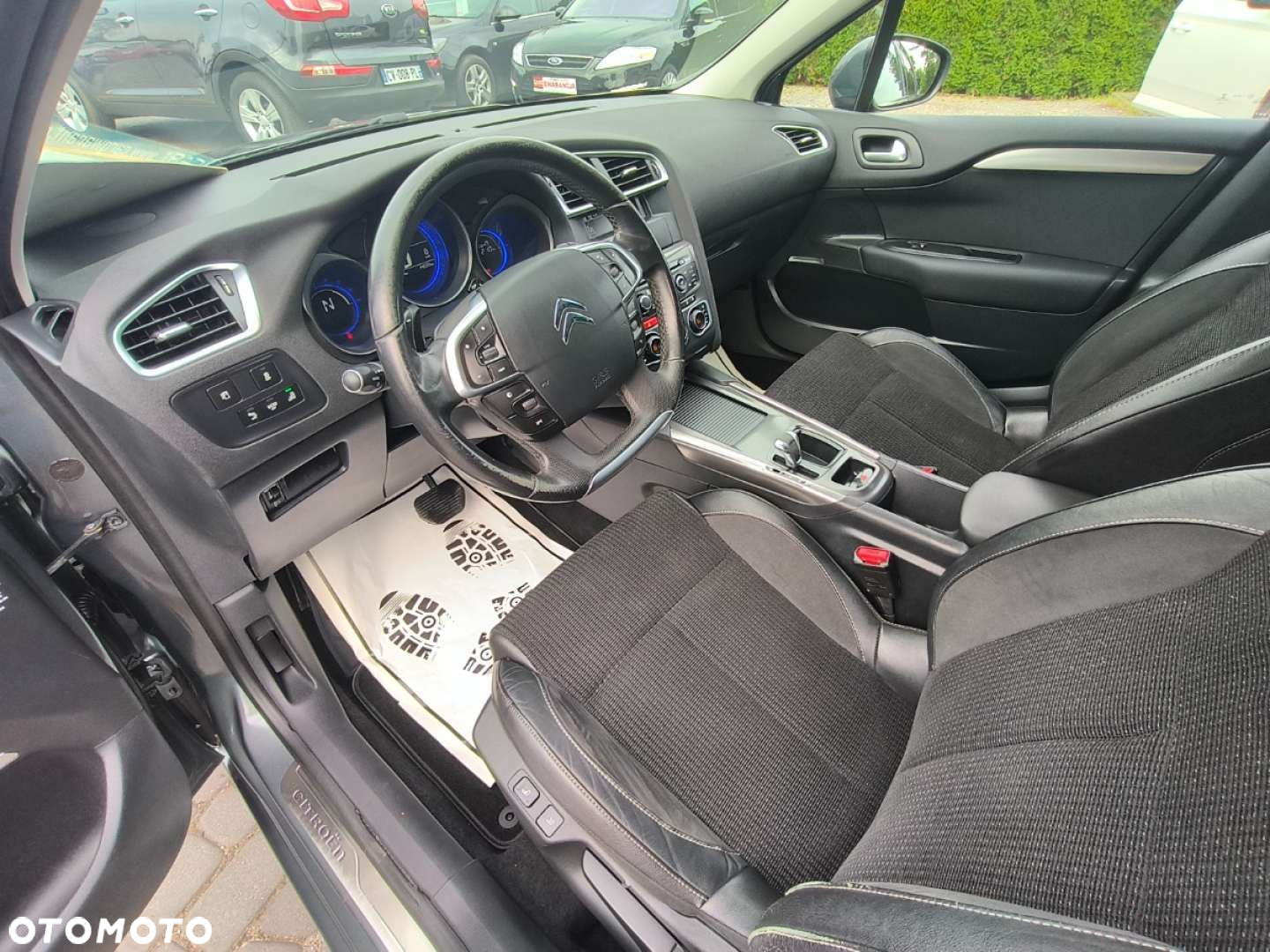 Citroën C4 - 6