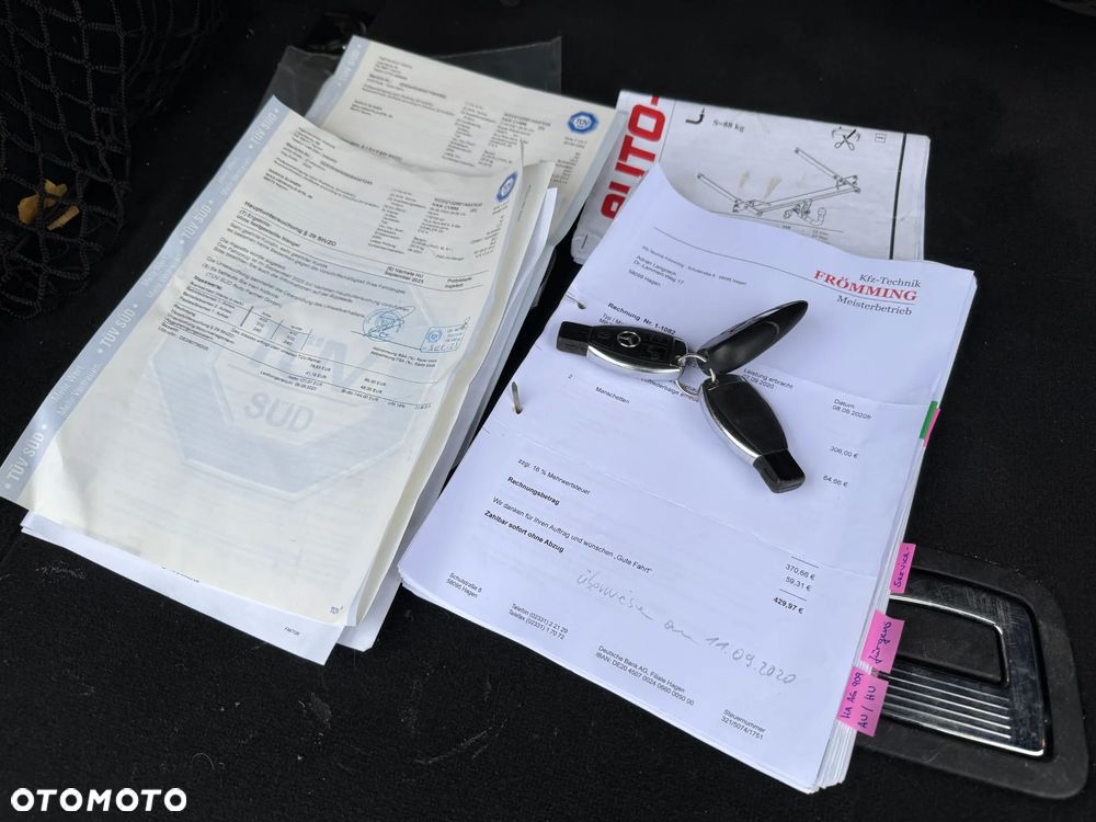 Mercedes-Benz Klasa E 350 4Matic 7G-TRONIC - 36