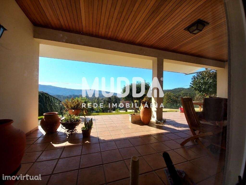 Excelente Moradia T4 - Oliveira de Azeméis com magnifica vista Serra - Grande imagem: 5/60