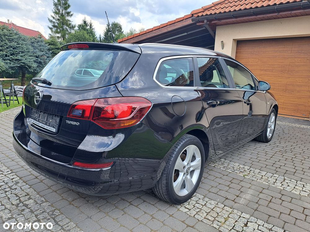 Opel Astra 1.4 Turbo Edition Sport - 4