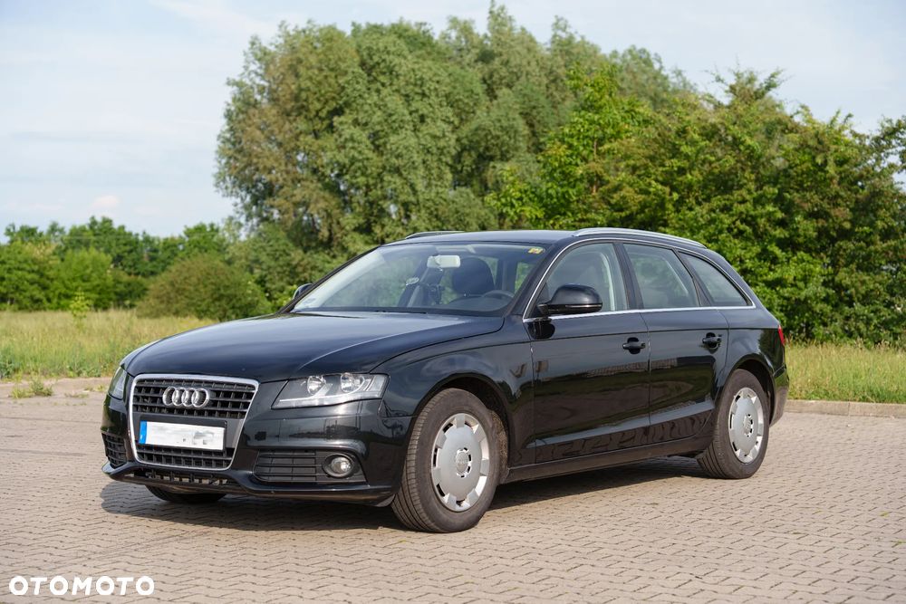 Audi A4 Avant 2.0 TDI DPF Attraction - 1