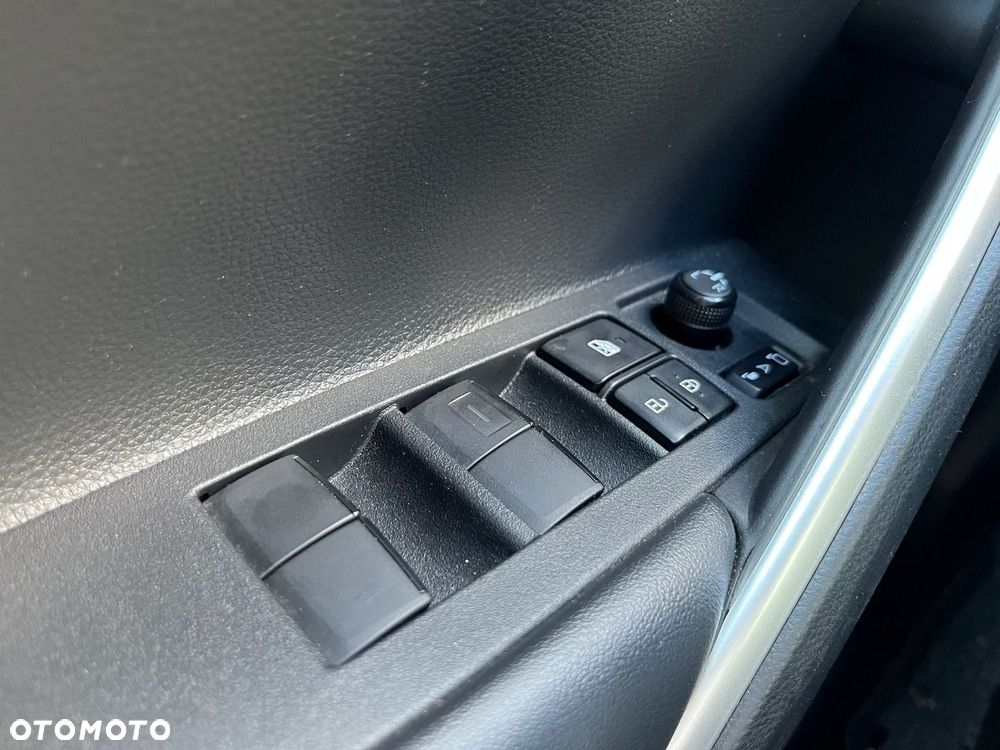 Toyota Corolla Cross 2.0 Hybrid Style AWD - 30