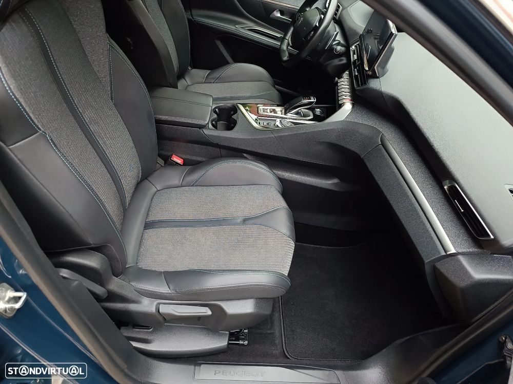 Peugeot 5008 PureTech 130 EAT8 Stop & Start Allure - 25