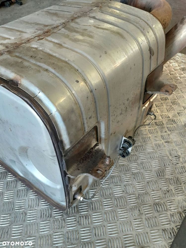 WYDECH KATALIZATOR MERCEDES ATEGO 1224 AXOR EURO 4 EURO 5 - 3