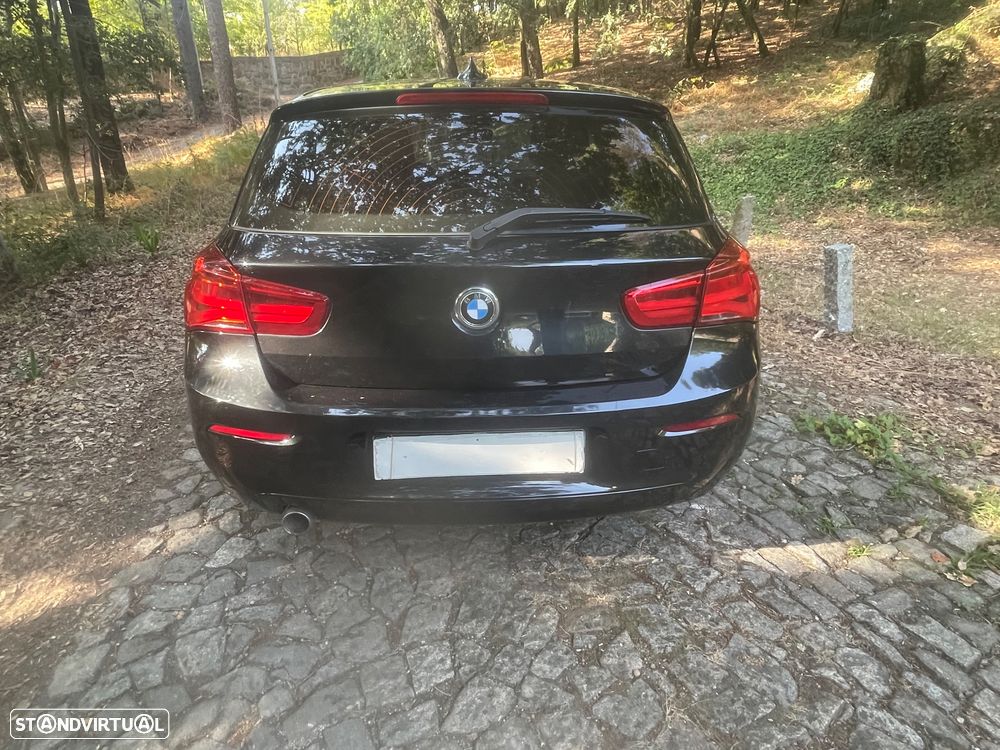 BMW 116 d Line Sport - 2