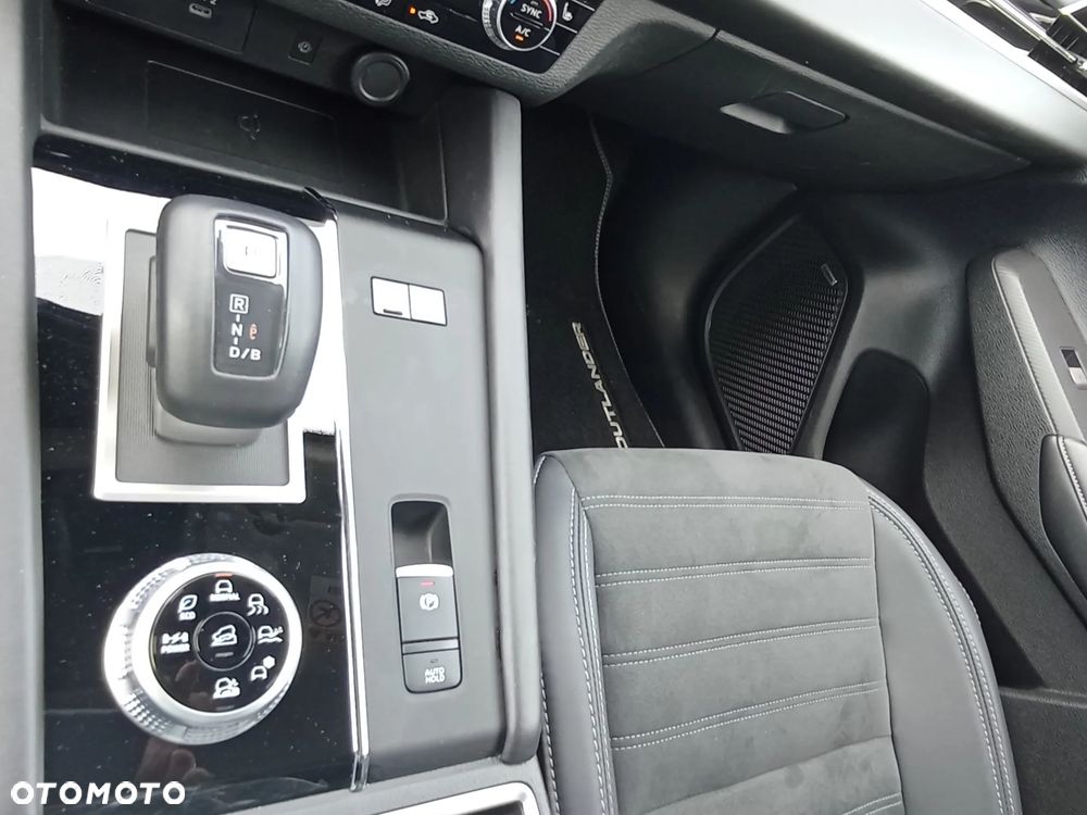 Mitsubishi Outlander Intense - 20
