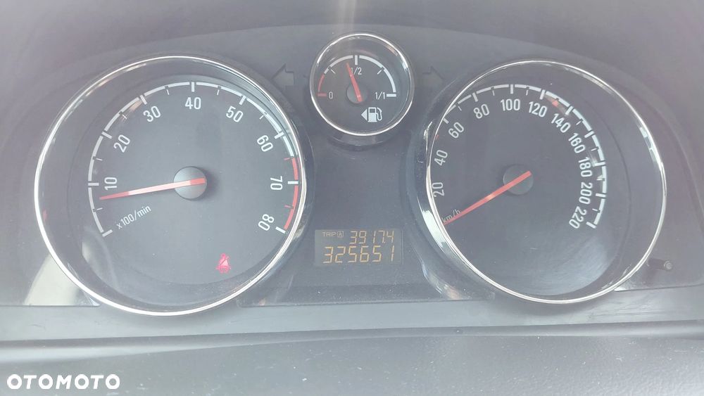 Opel Antara 2.4 Enjoy plus - 28