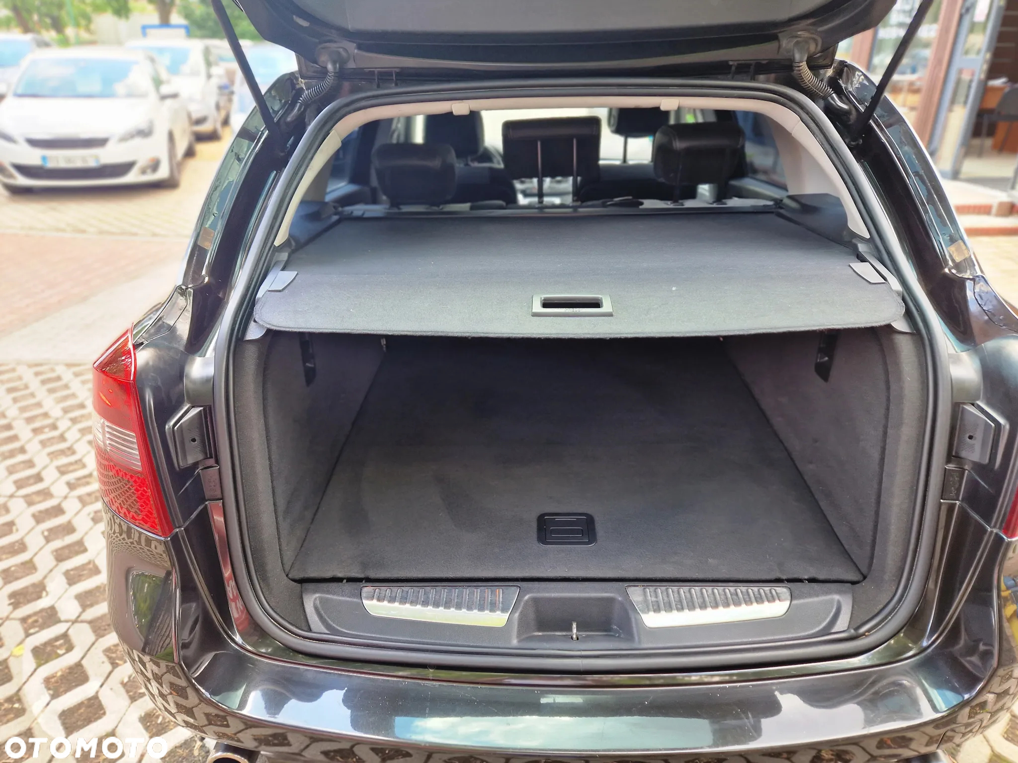Renault Laguna Grandtour dCi 150 FAP Start-Stop GT - 5