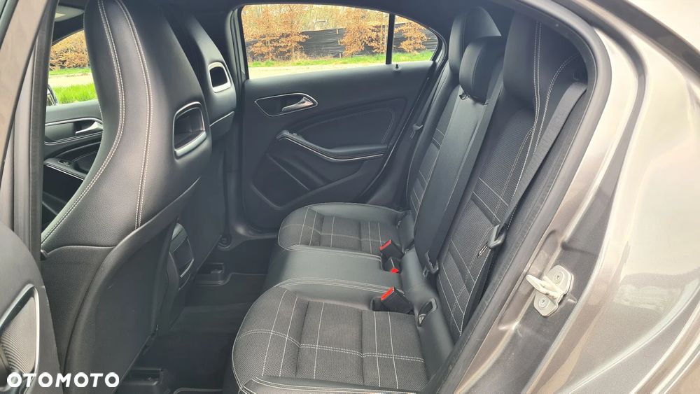 Mercedes-Benz Klasa A 200 (BlueEFFICIENCY) Style - 12