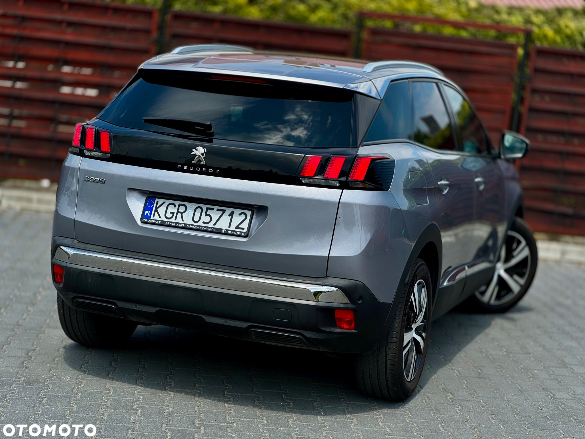 Peugeot 3008 1.6 BlueHDi Allure S&S EAT6 - 5