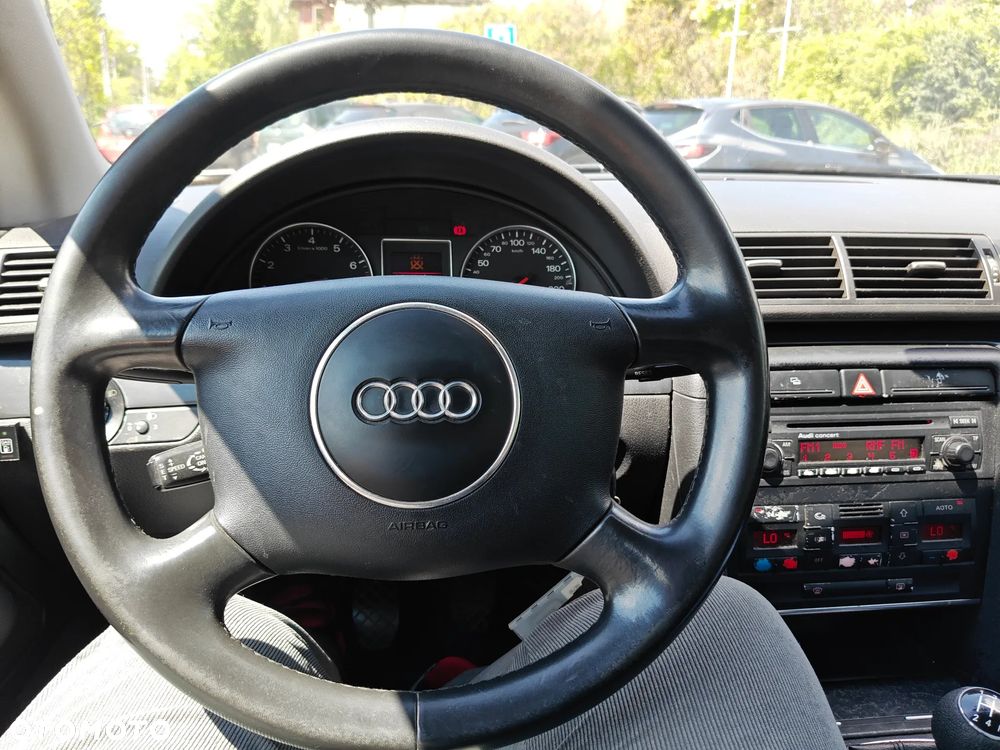 Audi A4 Avant 2.0 TFSI Attraction - 19