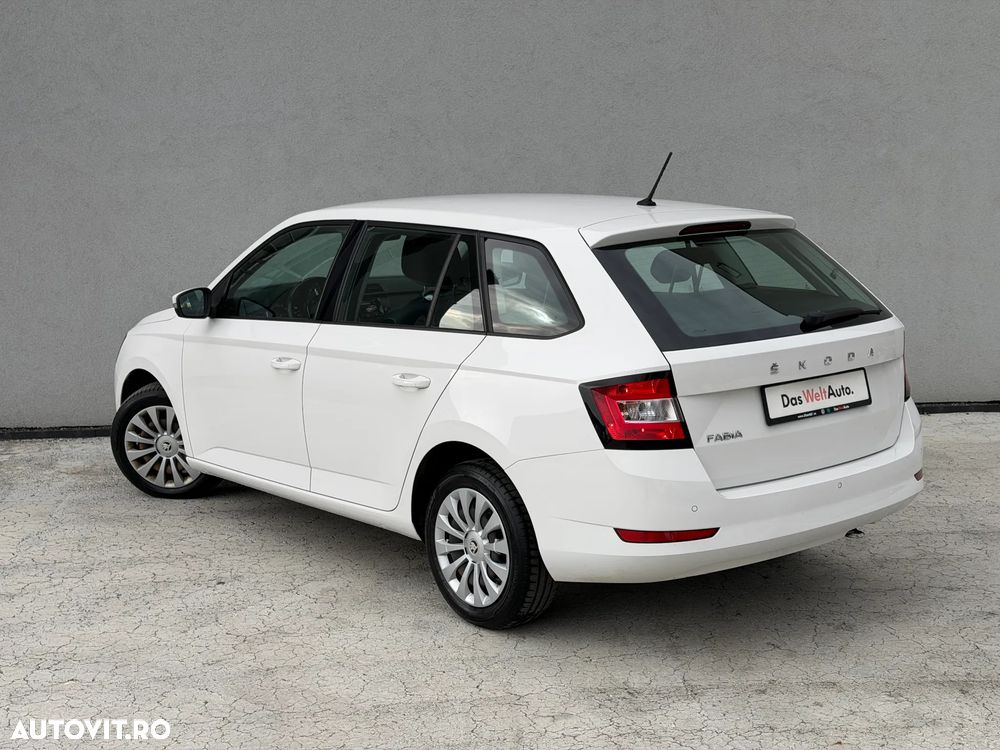Skoda Fabia 2021 photo 3