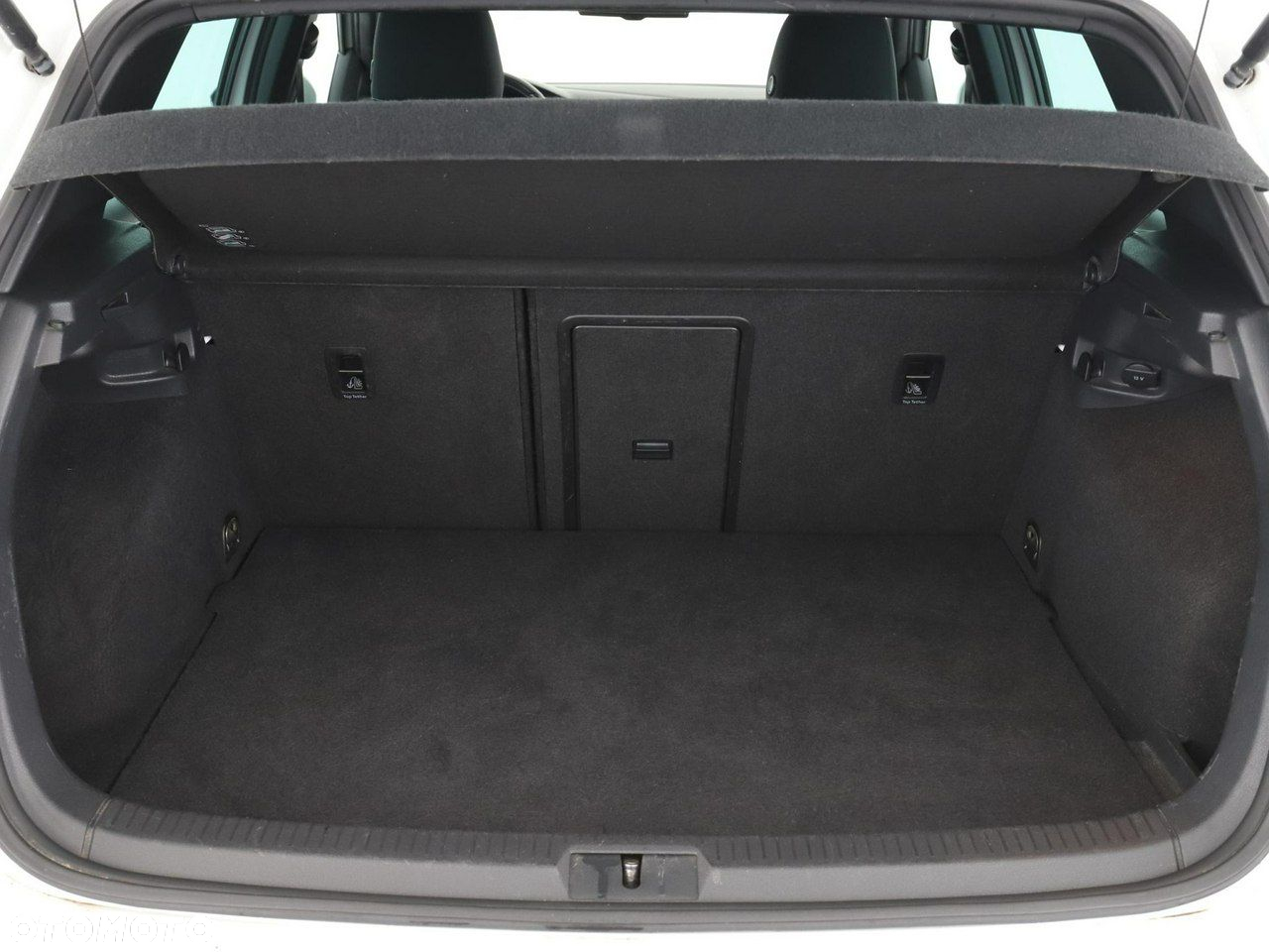 Volkswagen Golf - 20