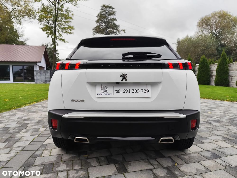Peugeot 2008 1.2 PureTech Allure S&S EAT8 - 6