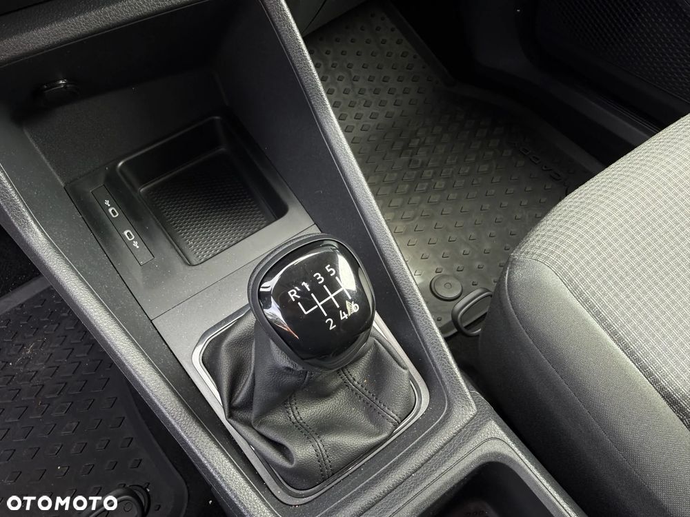 Volkswagen Caddy - 11