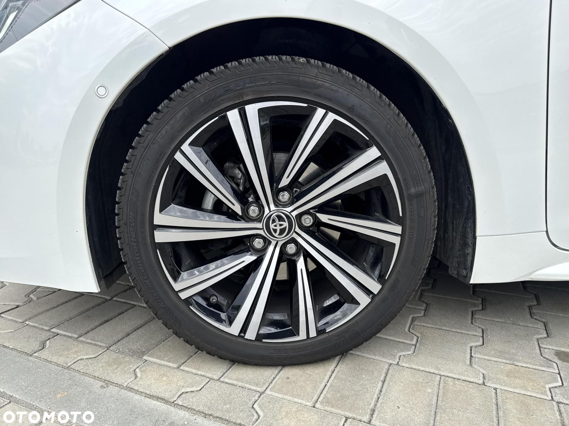 Toyota Corolla - 19